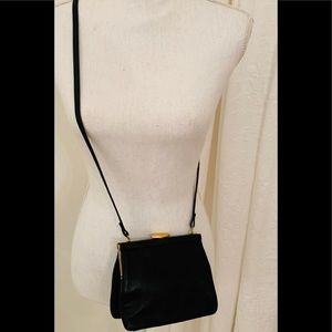 LIZ CLAIBORNE MINI LEATHER CROSSBODY BLACK